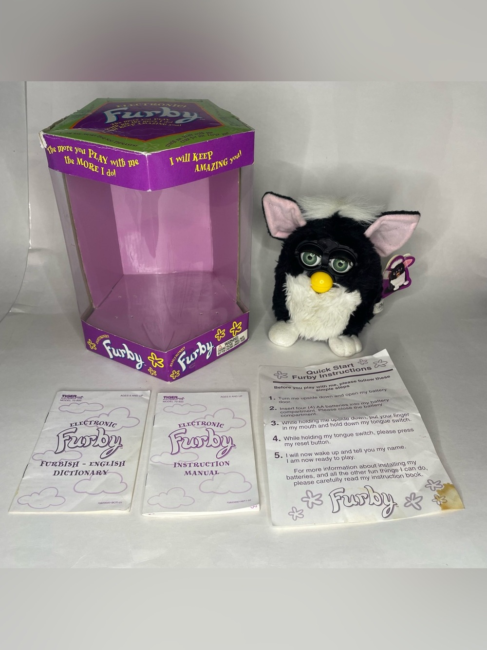 Furby Black White Skunk Tux Green Eyes TIGER #70-800 Works w/ Tags Box VTG 1998